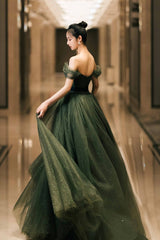 Beautiful Green Tulle Long Prom Dresses, A-Line Off the Shoulder Graduation Dresses