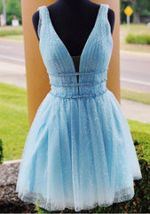 A-line V Neck Sleeveless Tulle Short/Mini Homecoming Dresses With Beading Glitter