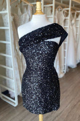 Black Sequin One-Shoulder Mini Party Dresses