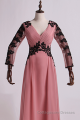 Dusty Pink Chiffon Long Sleeve Mother of the Bride Dress with Appliques