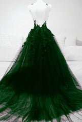 A line Green Tulle With Lace Deep Neckline Backless Prom Dresses