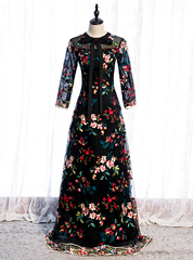 A-Line Black Tulle Embroidery Long Sleeve Prom Dresses