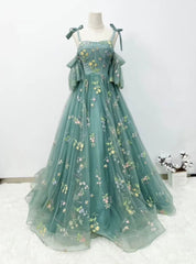 A-Line Green Tulle Embroidery Straps Prom Dresses