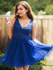 A-Line/Princess V-neck Short/Mini Tulle Homecoming Dresses