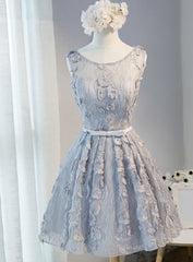 A-Line Scoop Sleeveless Short Silver Lace Homecoming Dresses with Appliques