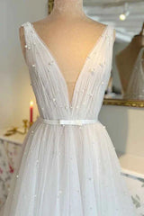 A Line Sexy V neck Pearls Elegant Wedding Dresses