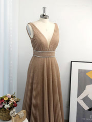 A-line V-neck Ruffles Floor-Length Dress