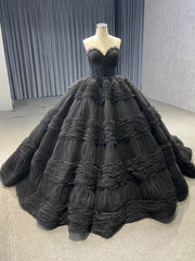 Black Ball Gown Tulle Sweetheart Beading Prom Dresses