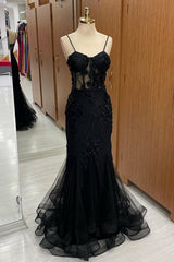 Black Sweetheart Straps Mermaid Appliques Tulle Long Prom Dress