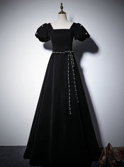 Black Velvet Short Sleeve Square Neck Pearls Prom Dresses