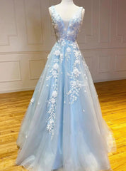 Blue Tulle 3D Appliques V-neck Prom Dresses