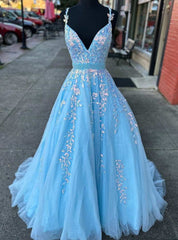 Light Blue Sequins Appliques Prom Dresses