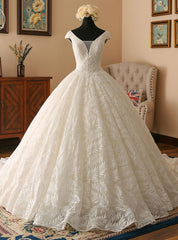 Light Champagne Ball Gown V-neck Backless Lace Wedding Dresses