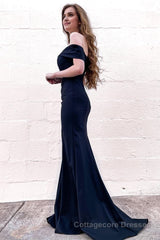 Mermaid Off the Shoulder Black Long Prom Dress with Train