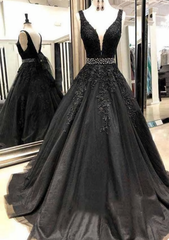 Black Appliques Prom Dress With Beaded Waist A Line Tulle Long Graduation Dresses