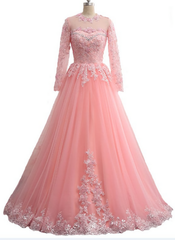 of Appliques long neck O a line long veils Evening Dresses