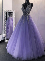 Purple Tulle V-neck Beading Prom Dresses