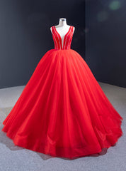 Red Ball Gown Tulle See Through V-neck Backless Beading Prom Dresses