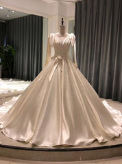 Satin Long Sleeve Pleats Pearls Wedding Dresses