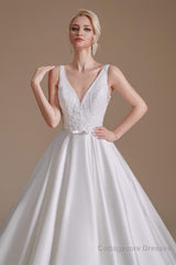 V Neck Sleeveless Satin Handmade Back Wedding Dresses