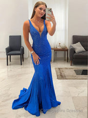 Sheath/Column V-neck Sweep Train Jersey Prom Dresses