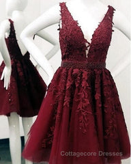 Short V-neck Tulle Prom Homecoming Dresses Lace Embroidery