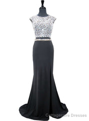 Sparkly Beaded Top Scoop Neckline Sleeveless Crystals Prom Dress