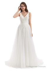 Tulle Lace V-neck Backless Wedding Dresses