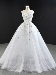 White Ball Gown Tulle Strapless Beading Sequins Prom Dresses