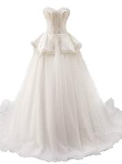 White Ball Gown Tulle Sweetheart Neck With Beading Wedding Dress