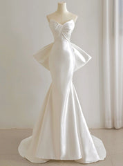 White Mermaid Satin Strapless Pleats Wedding Dresses