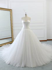 White Sweetheart Neck Tulle Satin With Long Train Wedding Dresses