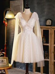 White Tulle Lace V-neck Homecoming Dresses