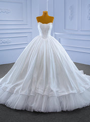 White Tulle Satin Strapless Pearls Wedding Dresses