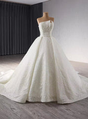 White Tulle Sequins Strapless Wedding Dresses With Train