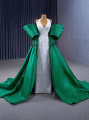 White V-neck Sequins Beading Green Satin Prom Dresses