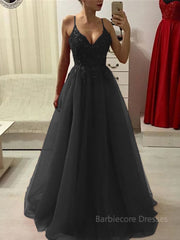 A-Line/Princess Spaghetti Straps Floor-Length Tulle Prom Dresses With Appliques Lace