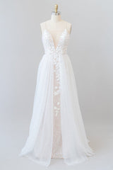 Amazing Long A-line Chapel Train Appliques Tulle Backless Wedding Dress