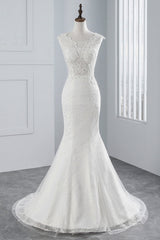 Glamorous Long Mermaid Tulle Appliques Lace Wedding Dress