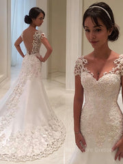 Trumpet/Mermaid Sweetheart Court Train Lace Wedding Dresses